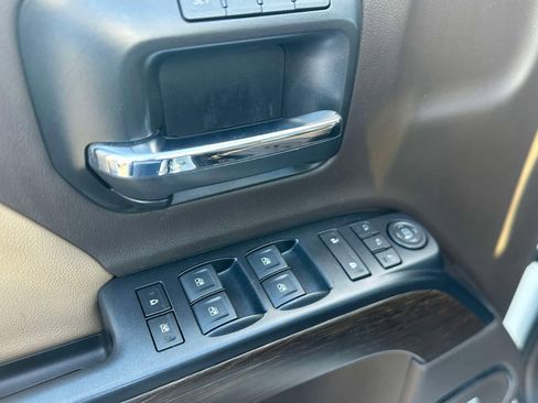 Used 2017 GMC Sierra 2500 Denali w/ Suspension Package, Off-Road image 19