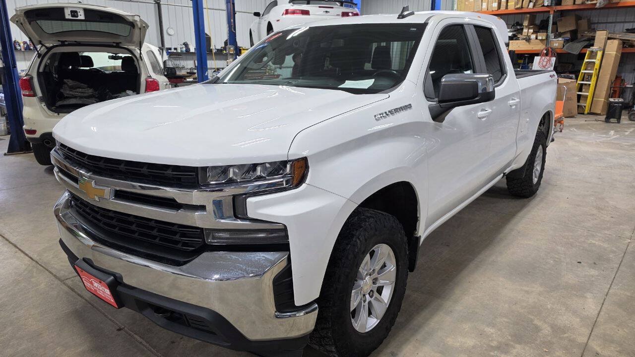 Used 2019 Chevrolet Silverado 1500 LT w/ All-Star Edition AWD/4WD image 4