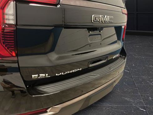 Used 2025 GMC Yukon XL AT4 Ultimate w/ LPO, Floor Liner Package AWD/4WD image 44