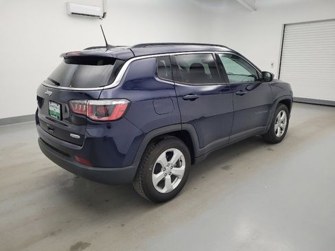 Used 2018 Jeep Compass Latitude w/ Popular Equipment Group FWD image 10