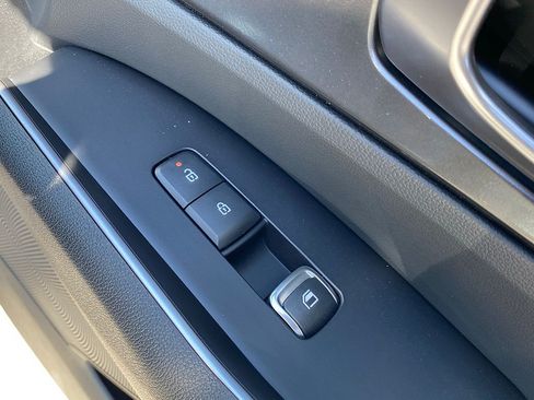 New 2026 Kia Sorento LX FWD image 26