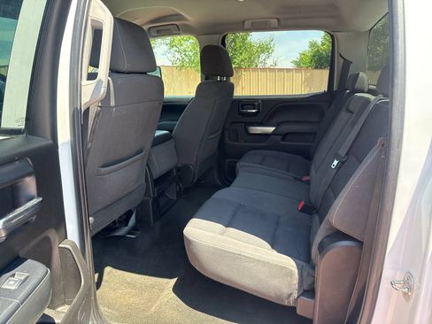 Used 2018 Chevrolet Silverado 2500 LT AWD/4WD image 19