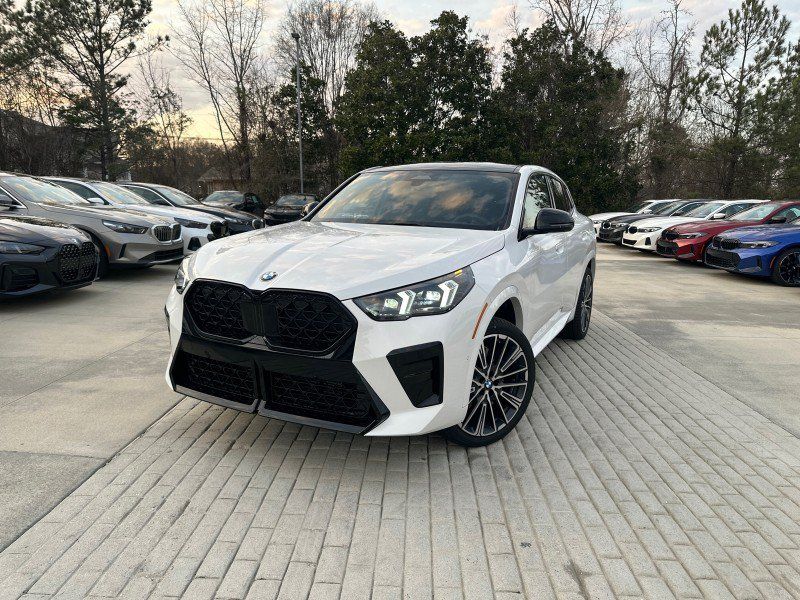 New 2026 BMW X2 xDrive28i w/ Technology Package AWD/4WD image 1