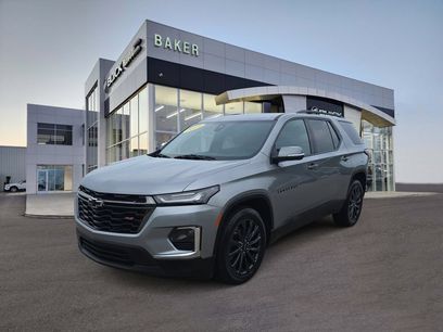 Used 2023 Chevrolet Traverse RS