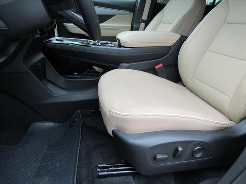 New 2026 Buick Enclave Preferred image 15