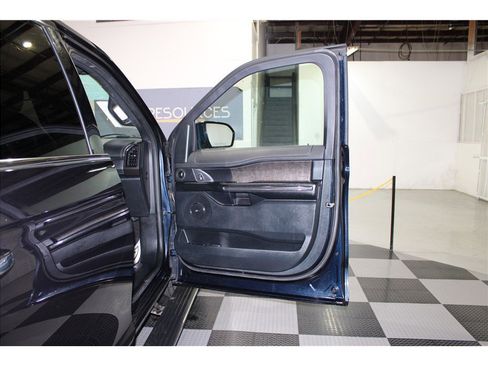 Used 2021 Ford Expedition Max Limited image 28