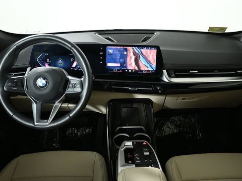 Certified 2025 BMW X1 xDrive28i w/ Convenience Package image 17