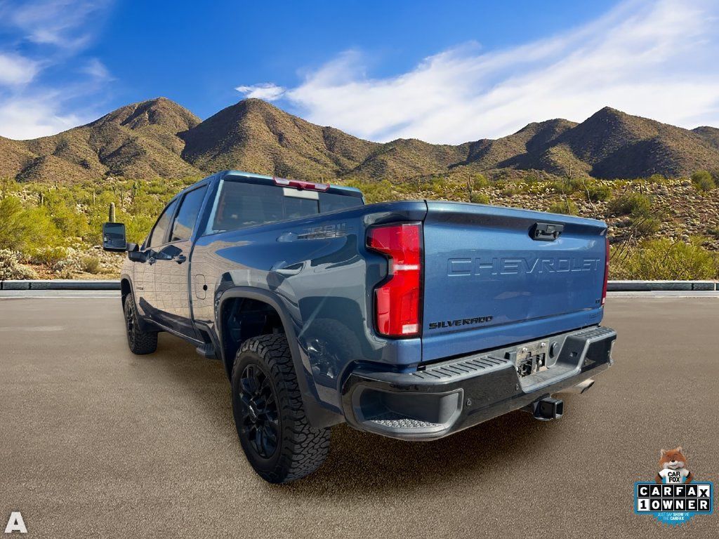 Used 2025 Chevrolet Silverado 3500 LT w/ Trail Boss Package AWD/4WD image 3