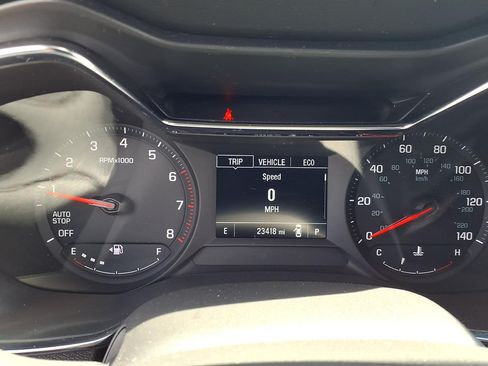 Used 2023 Chevrolet TrailBlazer LT FWD image 16