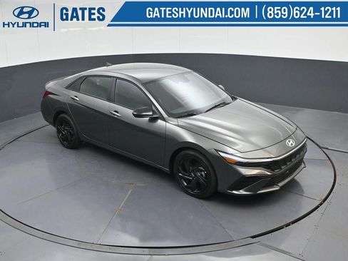 New 2026 Hyundai Elantra Sport FWD image 41