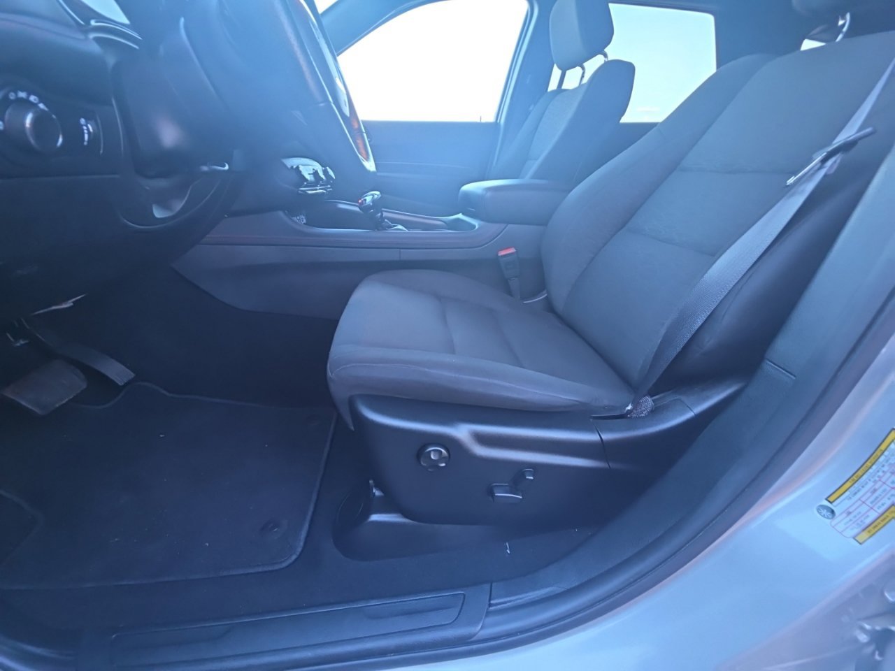 Used 2025 Dodge Durango GT RWD image 16