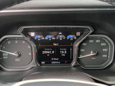 Used 2021 GMC Yukon Denali w/ Denali Premium Package AWD/4WD image 11