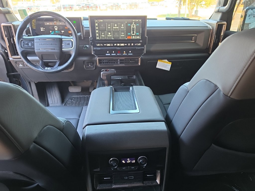 Used 2025 GMC Hummer EV 2X AWD/4WD image 13