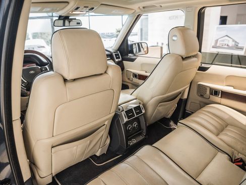 Used 2011 Land Rover Range Rover HSE LUX AWD/4WD image 6