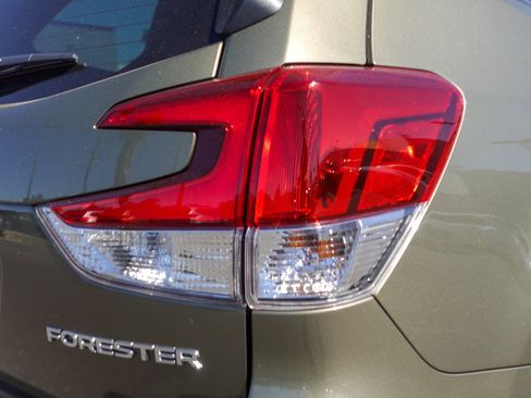 Certified 2024 Subaru Forester Limited AWD/4WD image 5