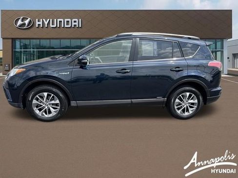 Used 2017 Toyota RAV4 XLE w/ All Weather Liner Package AWD/4WD image 2