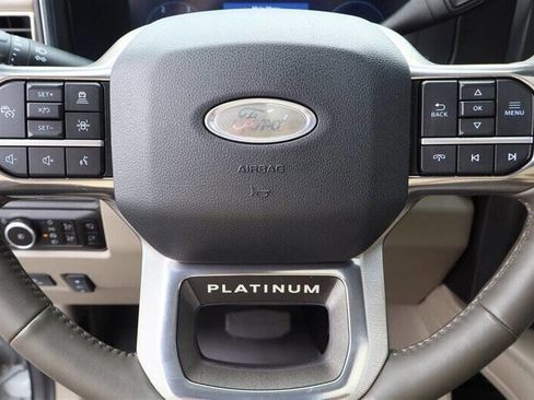 Used 2025 Ford F350 Platinum w/ Platinum Plus Package AWD/4WD image 23