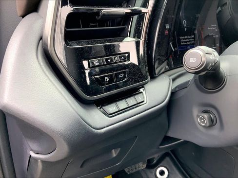 Certified 2025 Lexus TX 350 AWD image 36