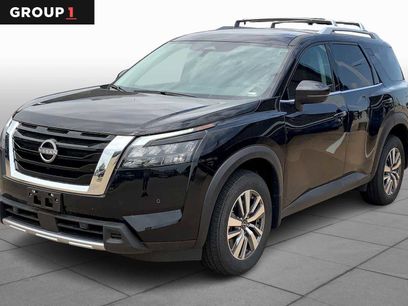 New 2025 Nissan Pathfinder SL