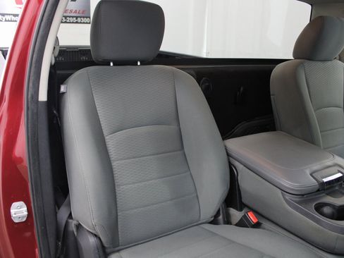 Used 2015 RAM 3500 Tradesman w/ Chrome Appearance Group image 22