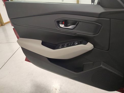 New 2025 Honda Accord SE image 9