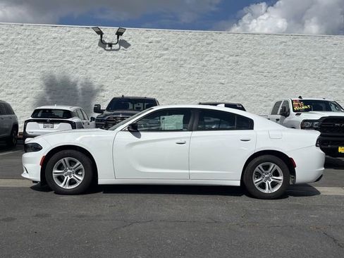 Used 2023 Dodge Charger SXT image 2