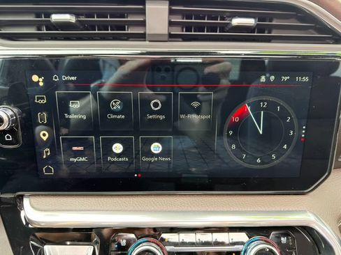 Used 2023 GMC Sierra 1500 Denali w/ Denali Reserve Package AWD/4WD image 35