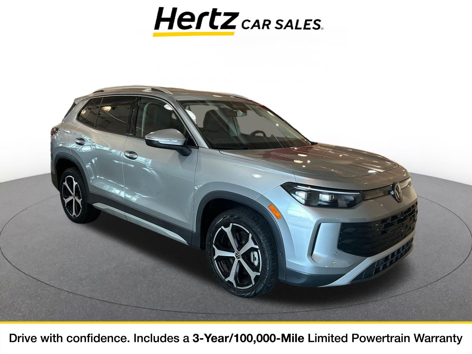 Used 2026 Volkswagen Tiguan SE AWD/4WD image 1