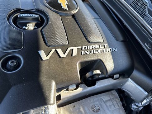 Used 2023 Chevrolet Camaro LT image 34