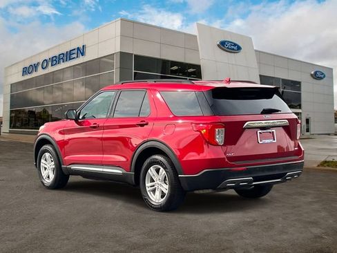 Certified 2020 Ford Explorer XLT w/ Equipment Group 202A AWD/4WD image 3