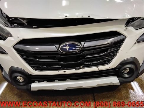 Used 2025 Subaru Outback Limited image 18