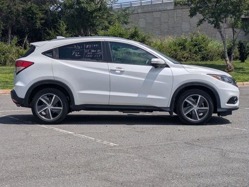 Used 2022 Honda HR-V EX image 4