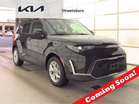 Used 2025 Kia Soul LX w/ LX Technology Package FWD image 1