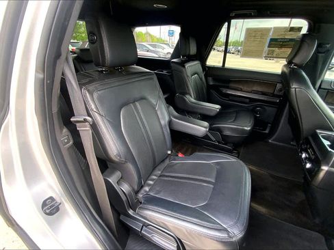 Used 2018 Ford Expedition Limited w/ Equipment Group 301A image 20