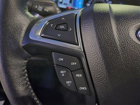 Used 2023 Ford Edge SEL w/ Convenience Package image 15