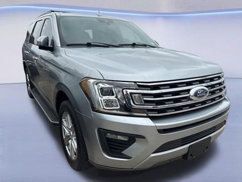 Used 2021 Ford Expedition XLT RWD image 4