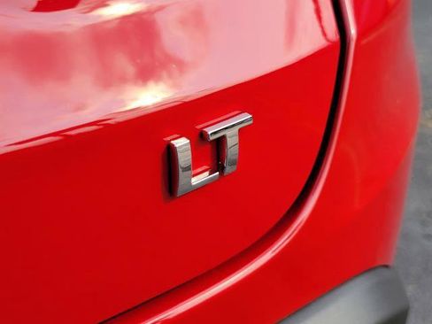 New 2026 Chevrolet Trax LT w/ LT Convenience Package FWD image 31