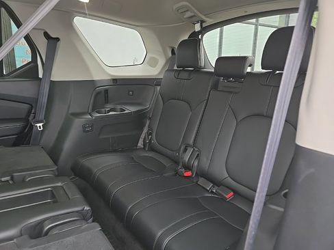 Used 2023 Honda Pilot Elite image 97