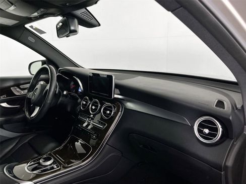 Certified 2019 Mercedes-Benz GLC 300 4MATIC image 27