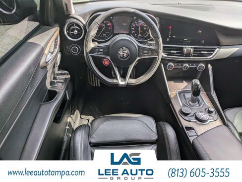 Used 2017 Alfa Romeo Giulia Ti w/ TI 19" Sport Package RWD image 14
