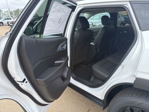 New 2026 Chevrolet Trax ACTIV w/ Driver Confidence Package FWD image 33