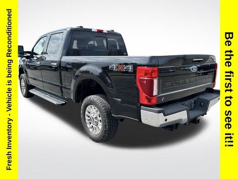 Used 2022 Ford F250 Lariat w/ Lariat Ultimate Package AWD/4WD image 3