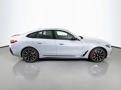 New 2026 BMW 430i xDrive w/ M Sport Package AWD/4WD image 8