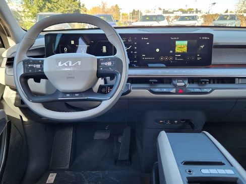 New 2026 Kia EV9 Land image 10