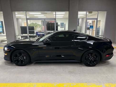 Certified 2022 Ford Mustang GT w/ Equipment Group 301A image 4