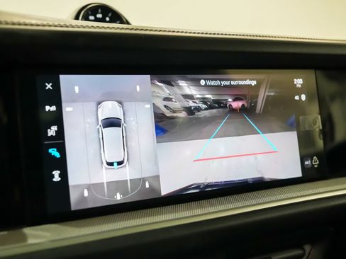 Certified 2025 Porsche Cayenne S image 31