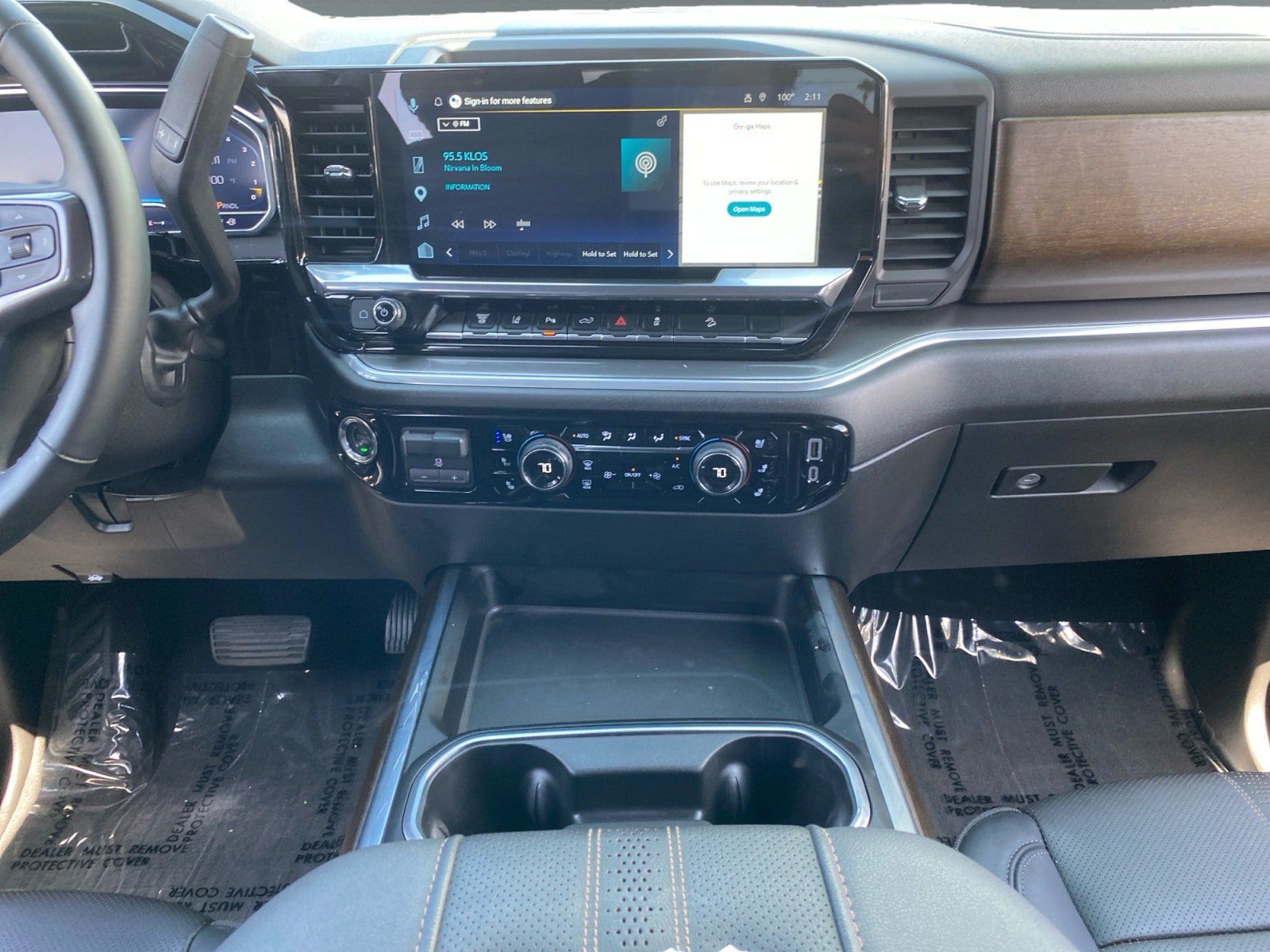 Used 2025 Chevrolet Silverado 3500 High Country w/ Midnight Edition AWD/4WD image 11