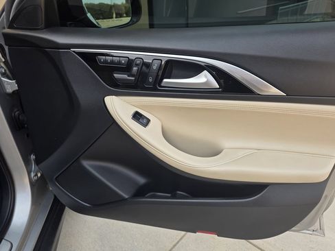 Used 2019 INFINITI QX30 AWD w/ Navigation Package image 20