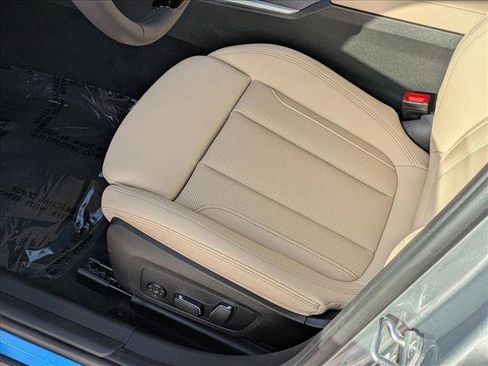 Used 2026 BMW 330i Sedan w/ Premium Package RWD image 4