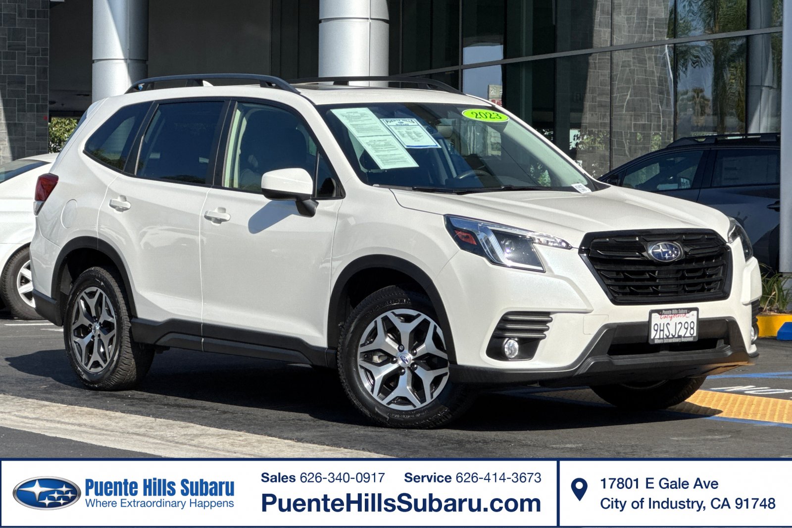 Certified 2023 Subaru Forester Premium AWD/4WD image 1